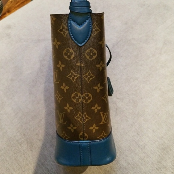 ❗Sold ❗Louis Vuitton Nouveau Noe Bucket Bag - Picture 6 of 8